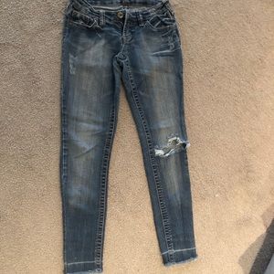 Distressed Knee Hole Whiskered Jeans